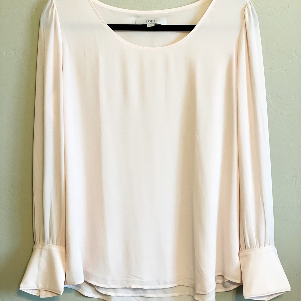 NWOT Loft Light Pink Blouse Sz M pearl buttons